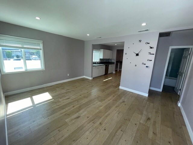 More Photos Of 10802 Crockett St, Sun Valley Apartments For Sale