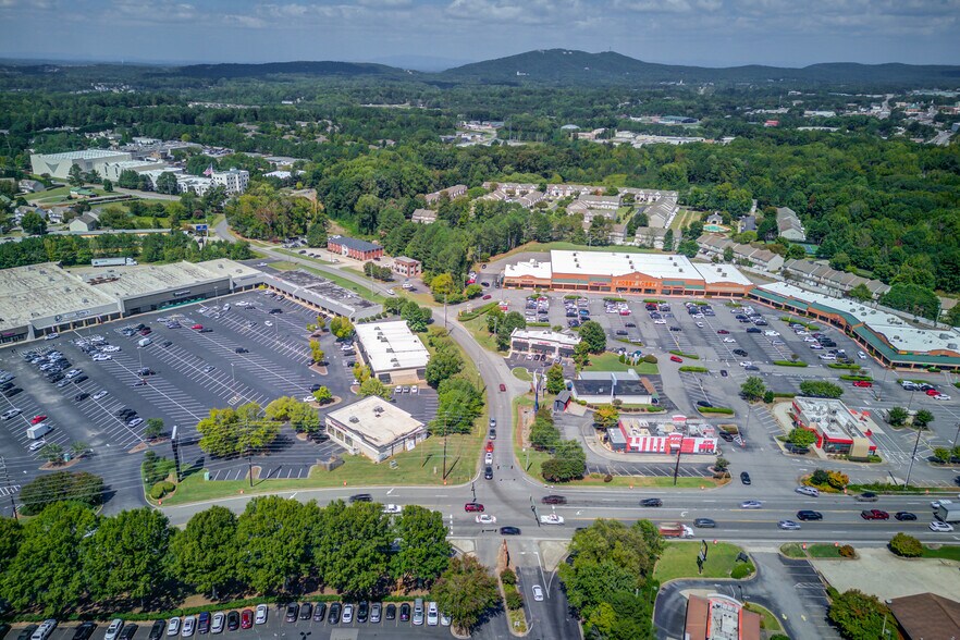 More Photos Of 3625 Hutchinson Rd, Cumming Office For Lease