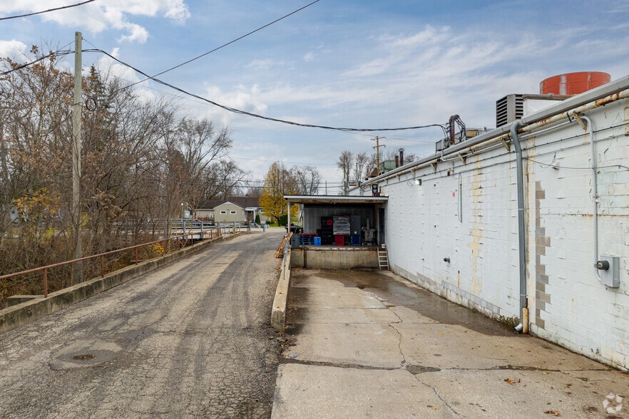 More Photos Of 200-260 N Main St, Rittman General Retail For Sale