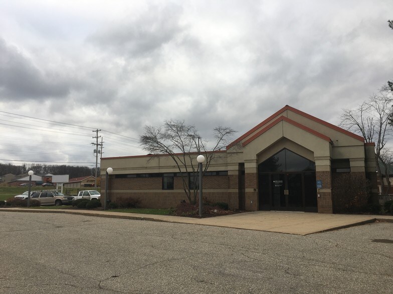 More Photos Of 5171 Plainfield Ave NE, Grand Rapids Medical For Sale