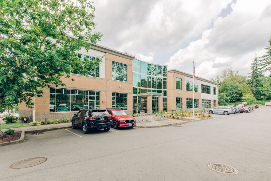 More Photos Of 11740 SW 68th Pky, Tigard Office For Lease