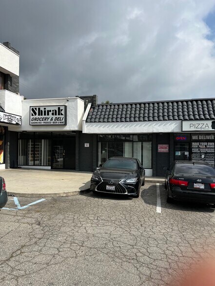 Primary Photo Of 3857 Foothill Blvd, La Crescenta Unknown For Lease