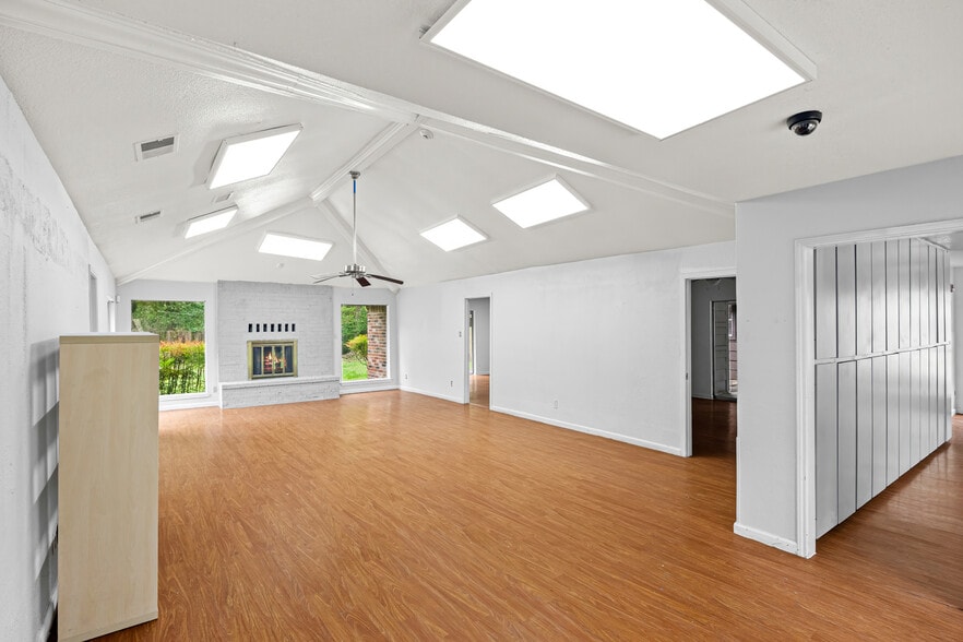 More Photos Of 12811 Cypress North Houston Rd, Cypress Daycare Center For Sale
