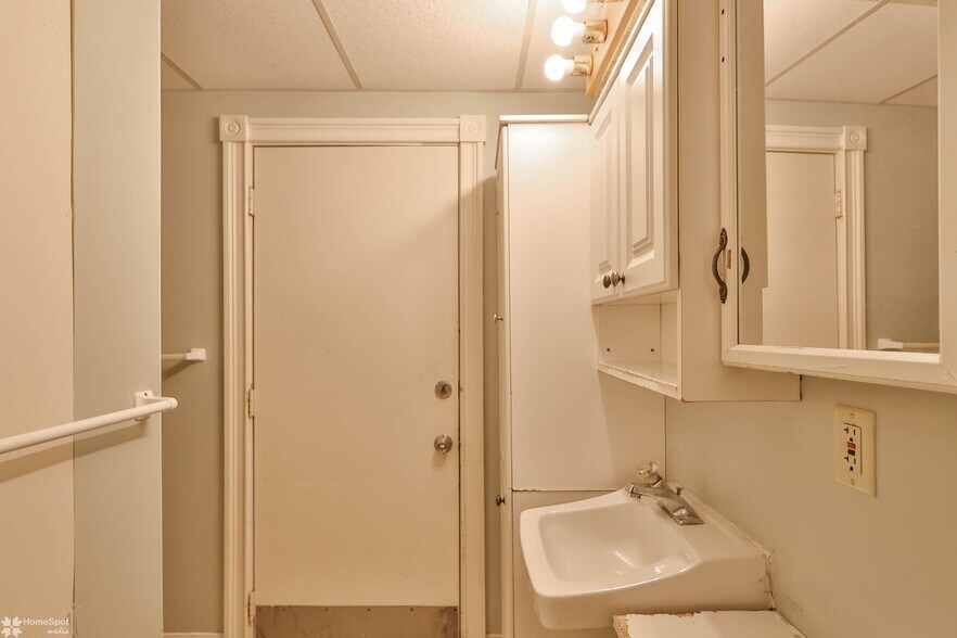 More Photos Of 22 S 13th St, Allentown Apartments For Sale