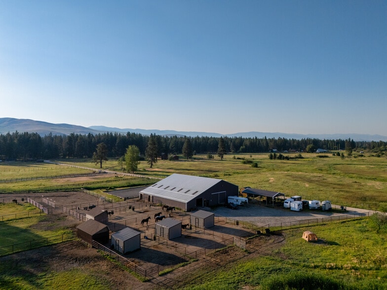 More Photos Of 5228 Gardner Ln, Florence Horse Stables For Sale