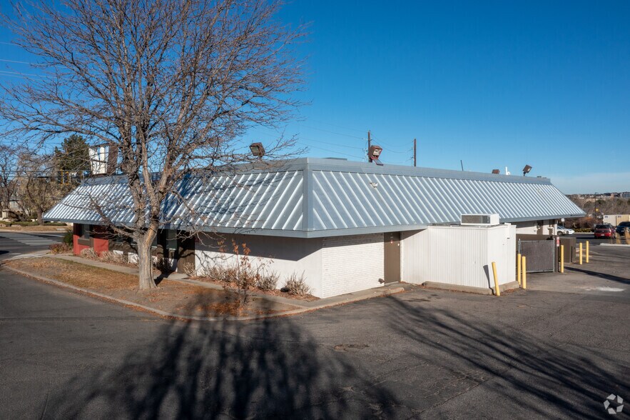 More Photos Of 9050 E Hampden Ave, Denver Restaurant For Lease