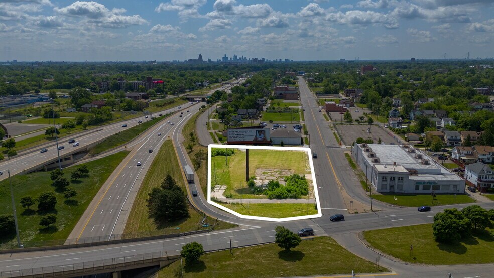 More Photos Of 13300 Woodrow Wilson St, Detroit Land For Sale