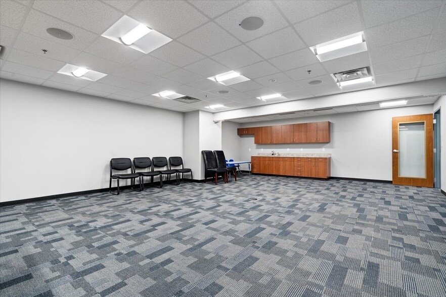 More Photos Of 201 W Carmel Dr, Carmel Theater Concert Hall For Lease