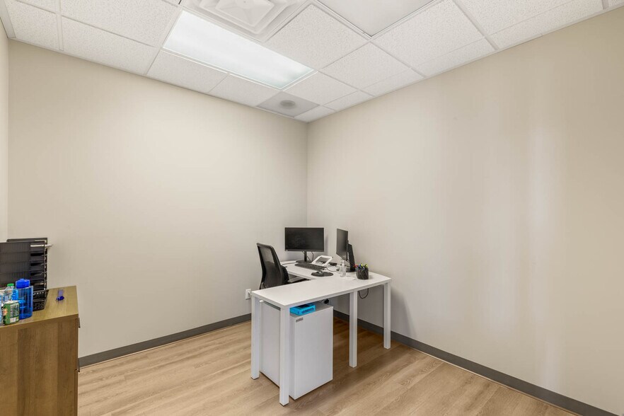 More Photos Of 2601 N Tenaya Way, Las Vegas Office For Sale