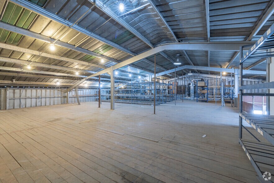 More Photos Of 2301 Napa Vallejo Hwy, Napa Manufacturing For Lease