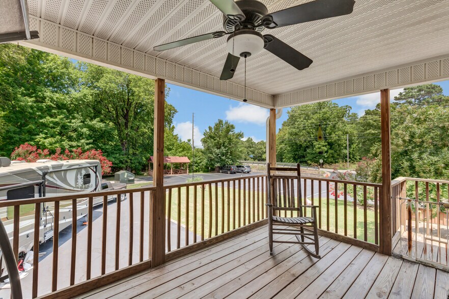 More Photos Of 5601 Winchester Rd, New Market Restaurant For Sale