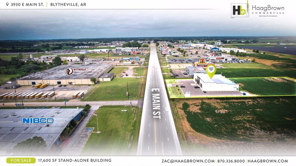 More Photos Of 3930 E Main St, Blytheville Department Store For Sale