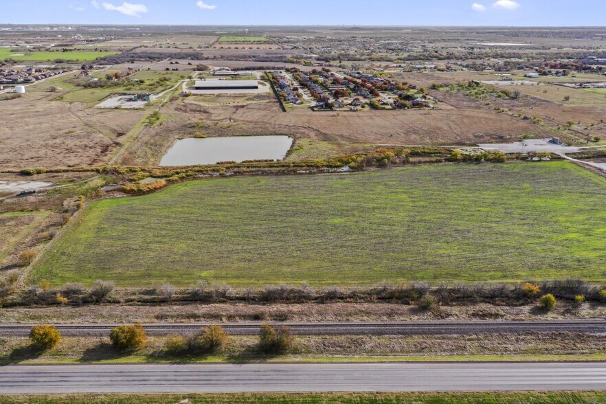 More Photos Of TBS Seaborn rd, Ponder Land For Sale