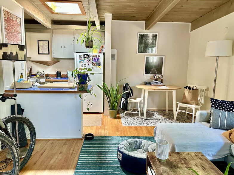 More Photos Of 158-164 E Blithedale Ave, Mill Valley Storefront Retail Residential For Sale