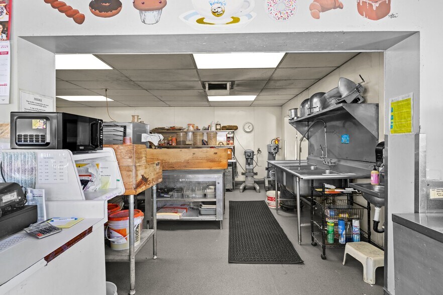 More Photos Of 3692 Castro Valley Blvd, Castro Valley Restaurant For Sale