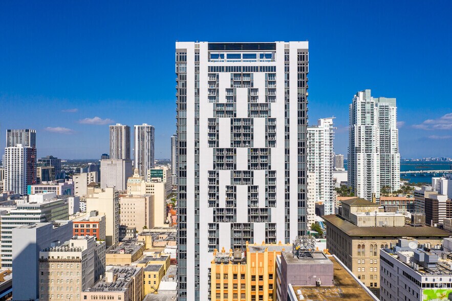 More Photos Of 340 SE 3rd St, Miami Multifamily For Sale