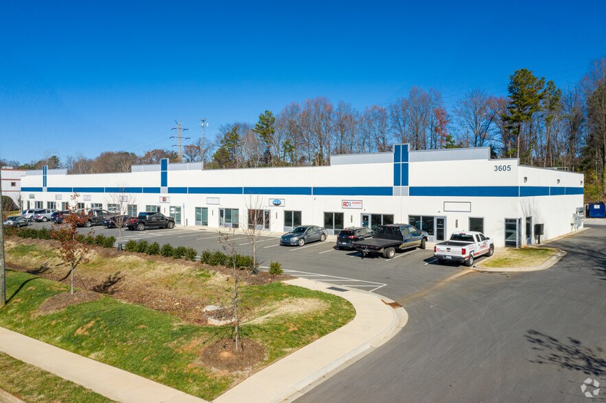 Primary Photo Of 3605 Latrobe Dr, Charlotte Warehouse For Lease
