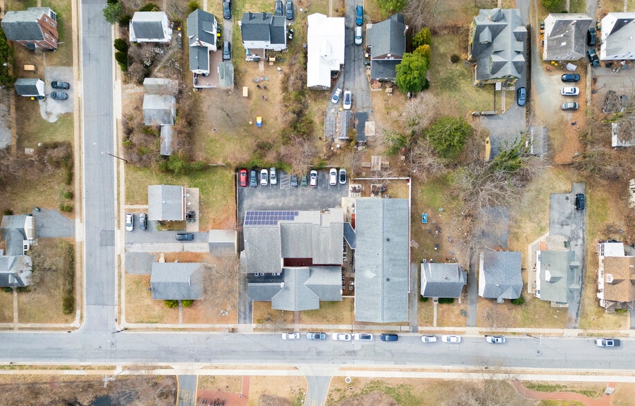 More Photos Of 153 Courtney St, Newark Apartments For Sale