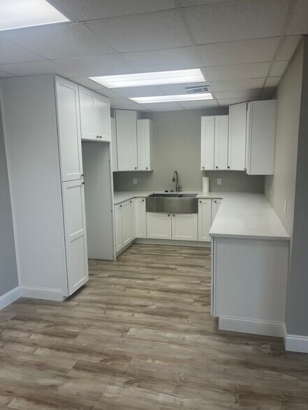More Photos Of 4310 Belair Frontage Rd, Augusta Office For Lease