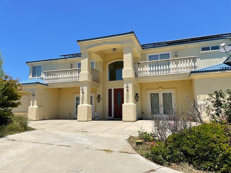 More Photos Of 44952 Vista del Mar, Temecula Winery Vineyard For Sale