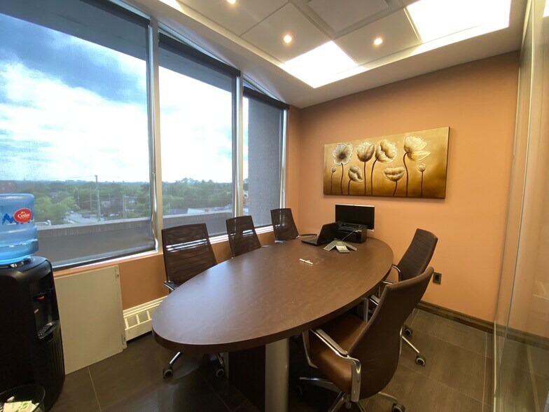 More Photos Of 7368 Yonge St, Vaughan Office For Sale