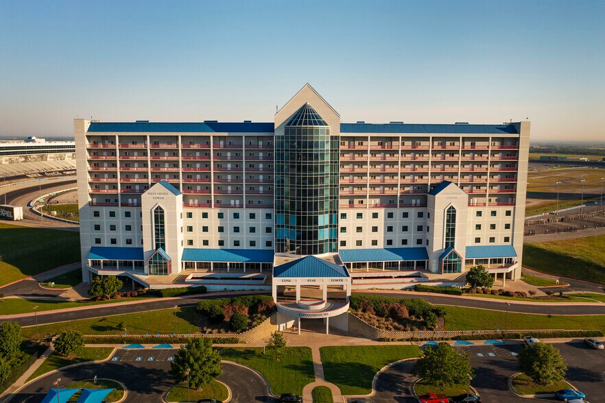 More Photos Of 3575 Lone Star Cir, Fort Worth Apartments For Lease