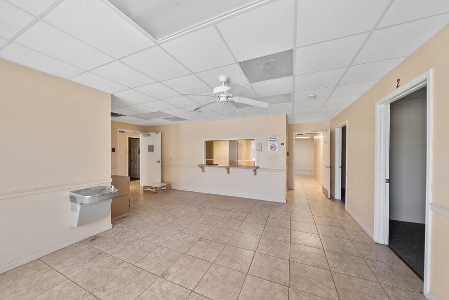More Photos Of 210 N Tyndall Pky, Panama City Medical For Sale