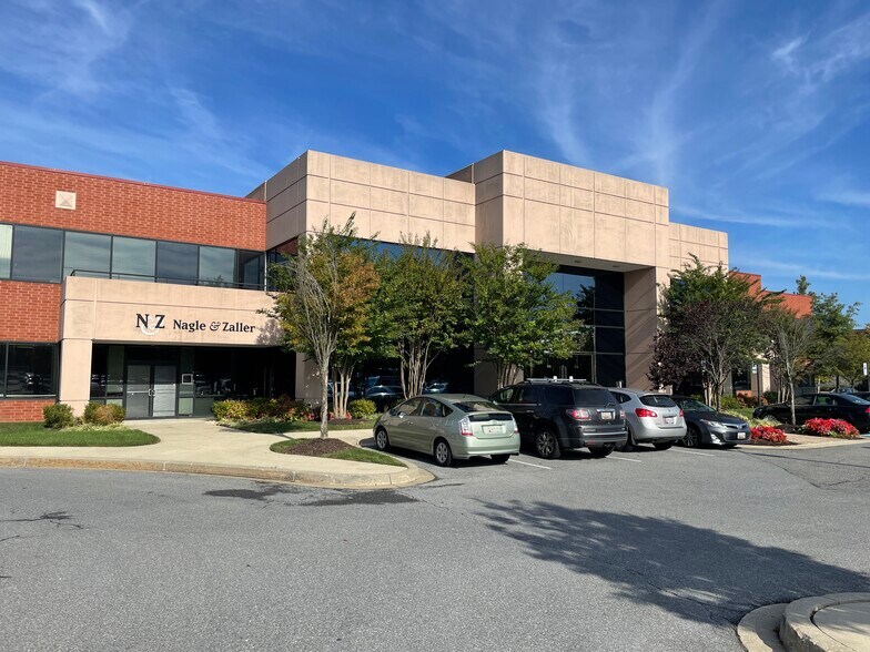 More Photos Of 7226 Lee Deforest Dr, Columbia Medical For Sale