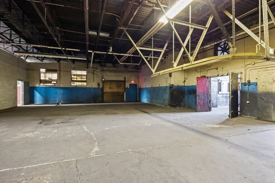 More Photos Of 1010 Spruce St, Lawrenceville Warehouse For Sale