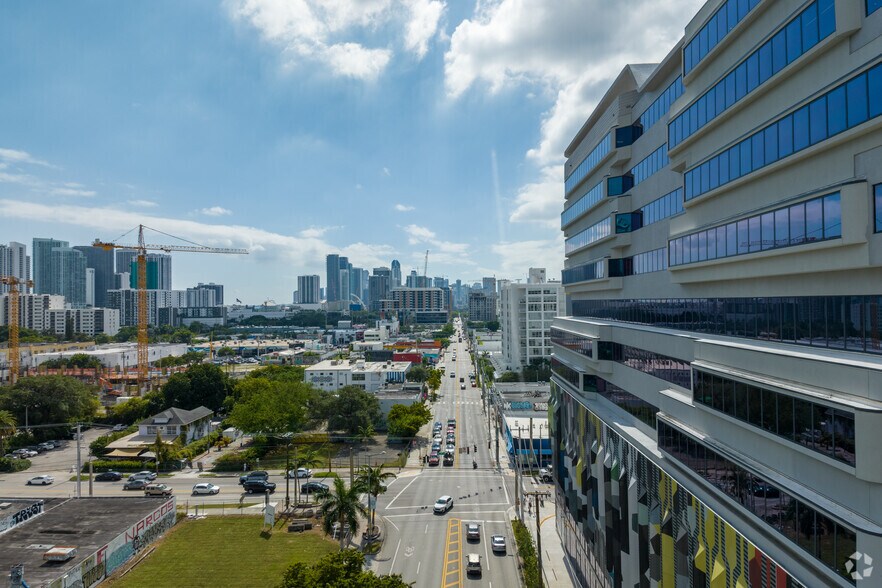 More Photos Of 2916 N Miami Ave, Miami Office For Lease