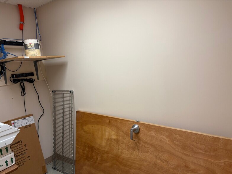 More Photos Of 11-17 Fallon Ave, Seaford Medical For Lease