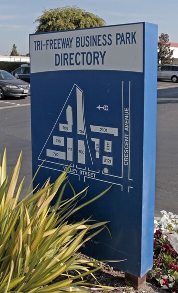 More Photos Of 2101 W Crescent Ave, Anaheim Unknown For Lease