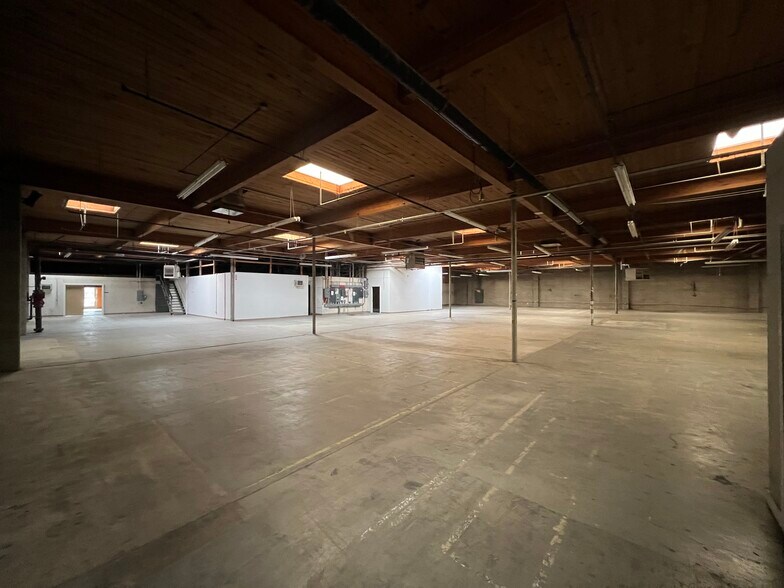 More Photos Of 3571 S 300 W, Salt Lake City Warehouse For Lease