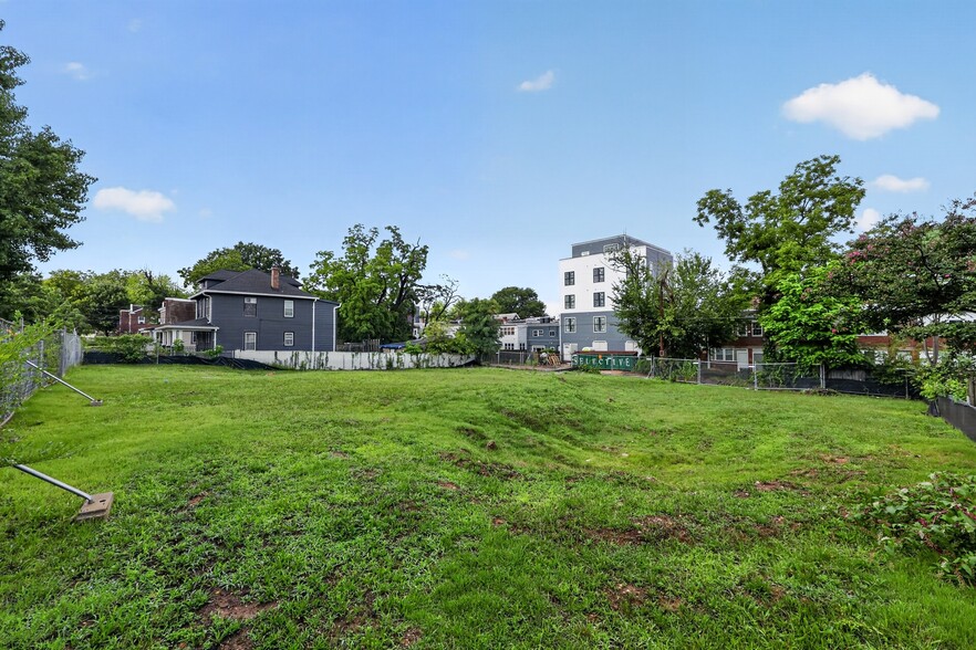 More Photos Of 1615 22nd St SE, Washington Apartments For Sale