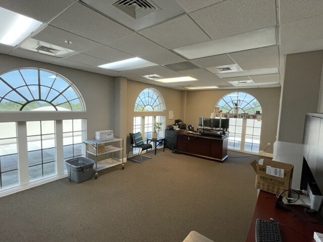 More Photos Of 42 Business Centre Dr, Miramar Beach Office For Sale