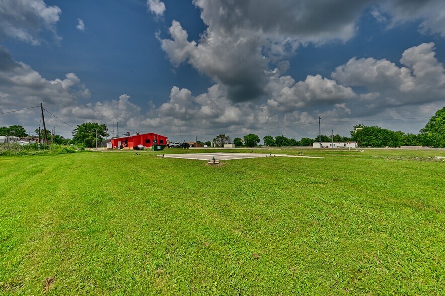 More Photos Of 23473 FM 39, Iola Restaurant For Sale
