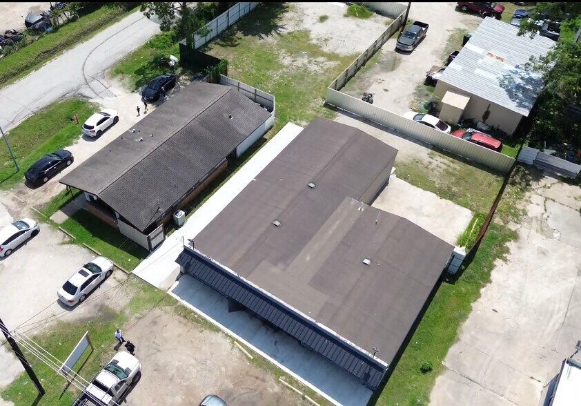 More Photos Of 9205 Mesa Dr, Houston Showroom For Sale