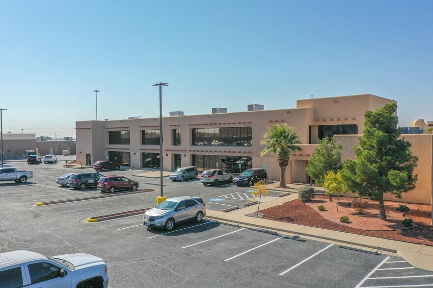 More Photos Of 10420 Vista Del Sol Dr, El Paso Office For Sale