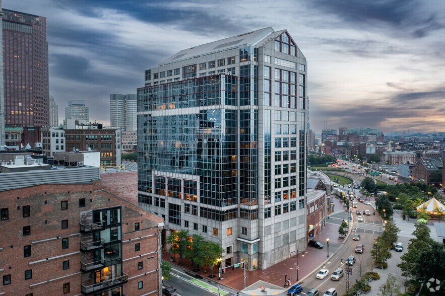 More Photos Of 200 State St, Boston Office For Lease