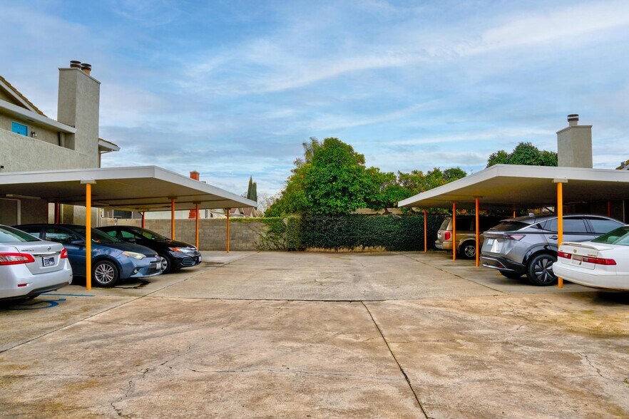 More Photos Of 3025 Tully Rd, Modesto Apartments For Sale