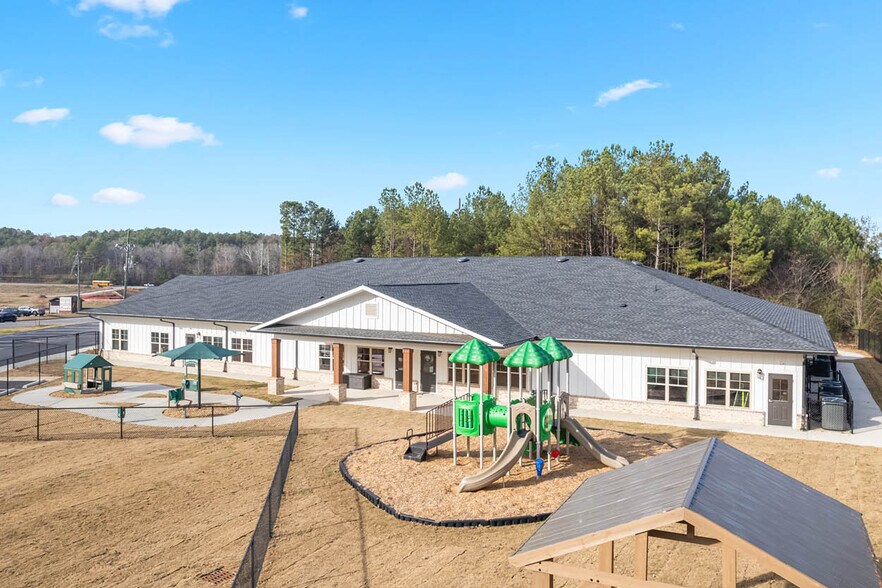 More Photos Of 20 Gunner Ln, Helena Daycare Center For Sale