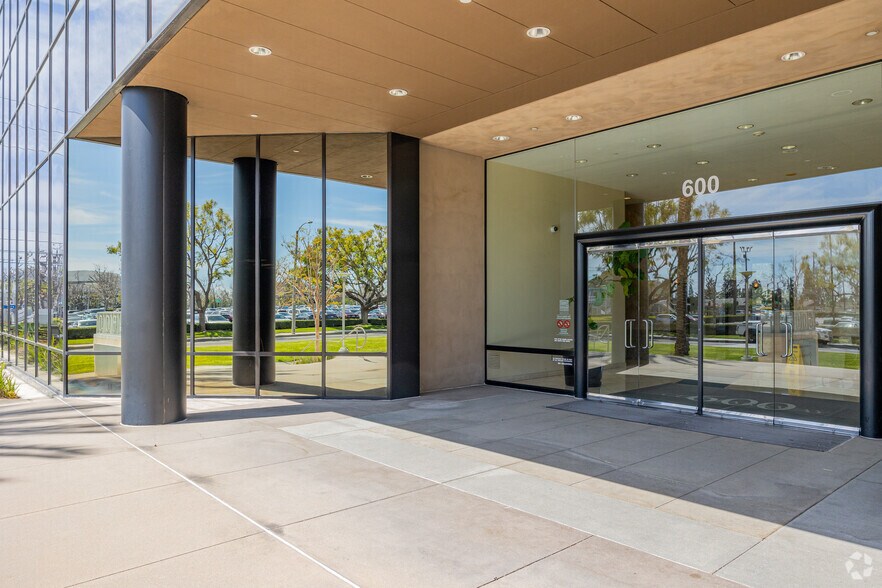 More Photos Of 600 City Pky W, Orange Office For Lease