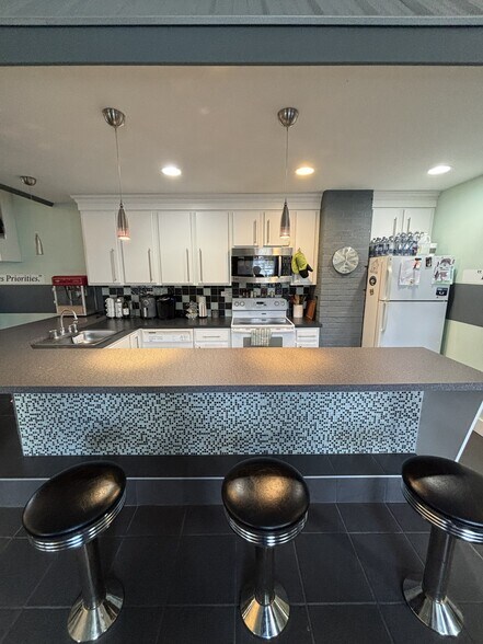More Photos Of 300 Keystone St, Hawley Office Residential For Sale