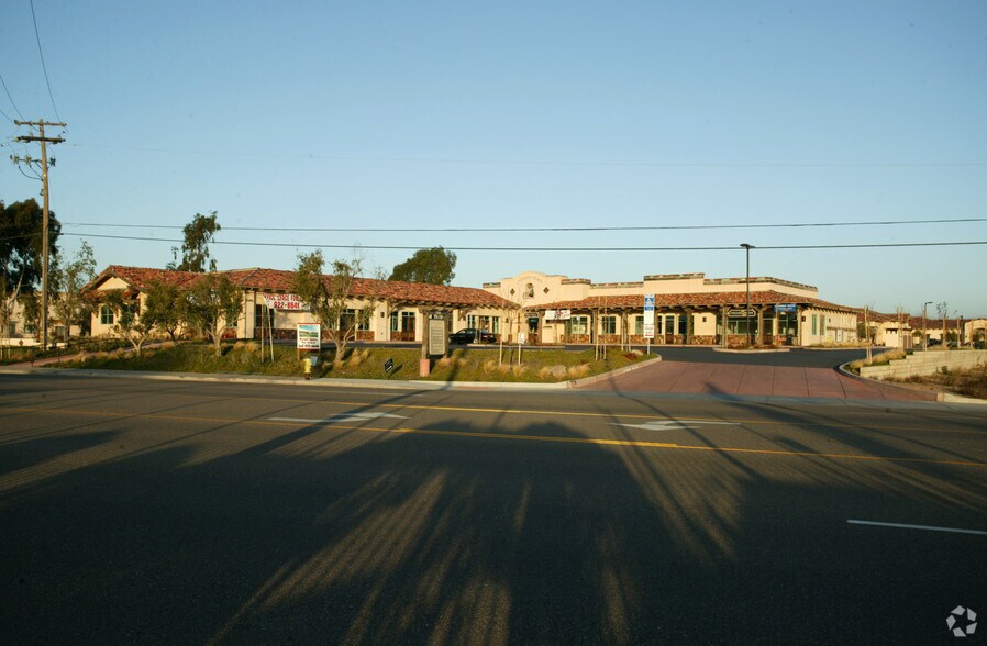 More Photos Of 2646 Santa Maria Way, Santa Maria Medical For Lease