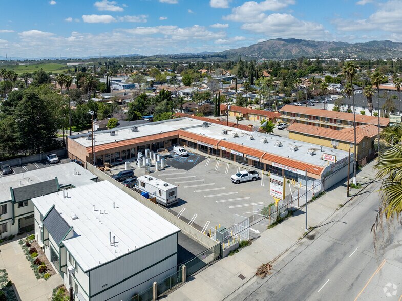 More Photos Of 12777 San Fernando Rd, Sylmar Storefront For Sale