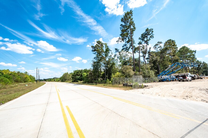 More Photos Of 21+Ac Hwy 242 & Big Rivers Rd, New Caney Land For Sale