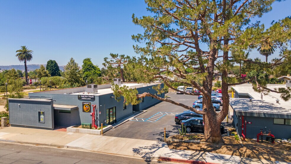 More Photos Of 1269 N Park Ave, Pomona Office Residential For Sale
