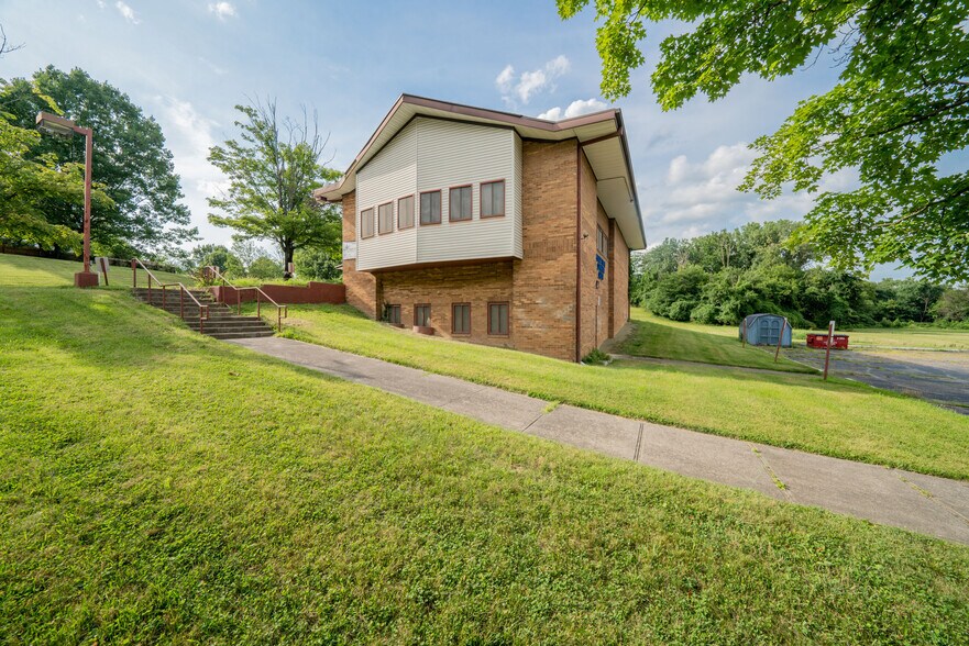More Photos Of 2618 Bethesda Ave, Columbus Religious Facility For Sale