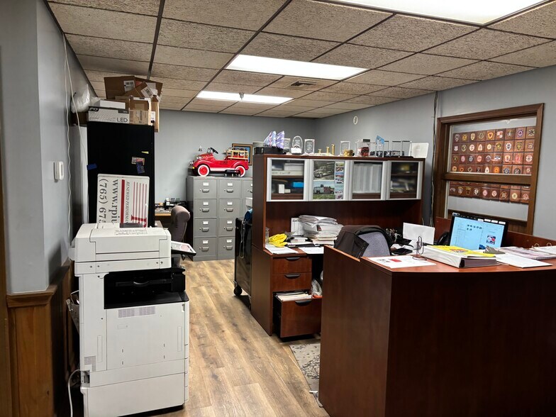 More Photos Of 1095 Development Dr, Tipton Industrial For Sale