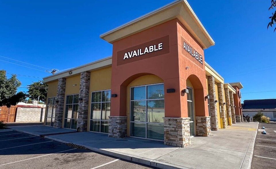 More Photos Of 2700-2706 Carlisle Blvd NE, Albuquerque Freestanding For Lease